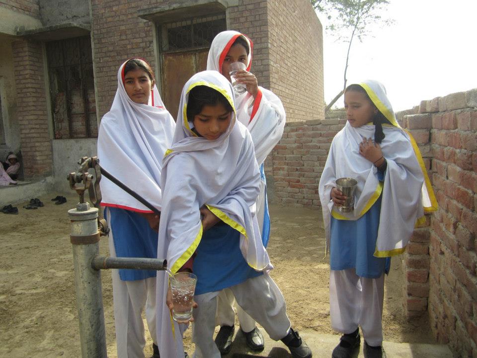 Supplying Filtered Water to Schools in Haripur Supplying Filtered Water to Schools in Haripur